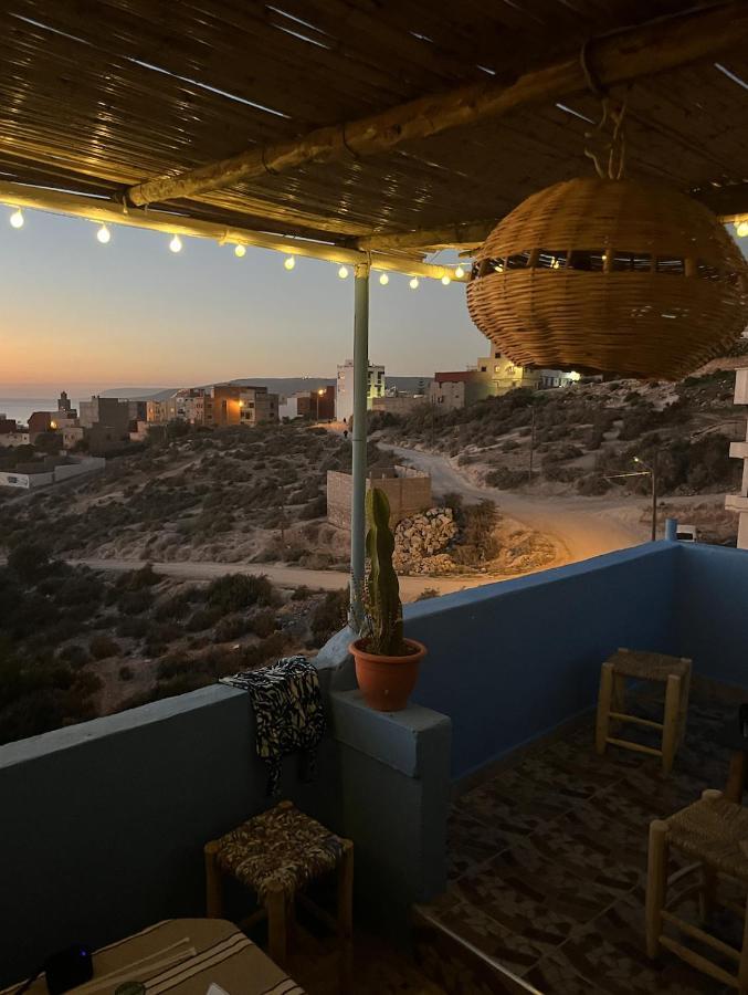 Let Us Surf Bed & Breakfast Tamraght Екстериор снимка
