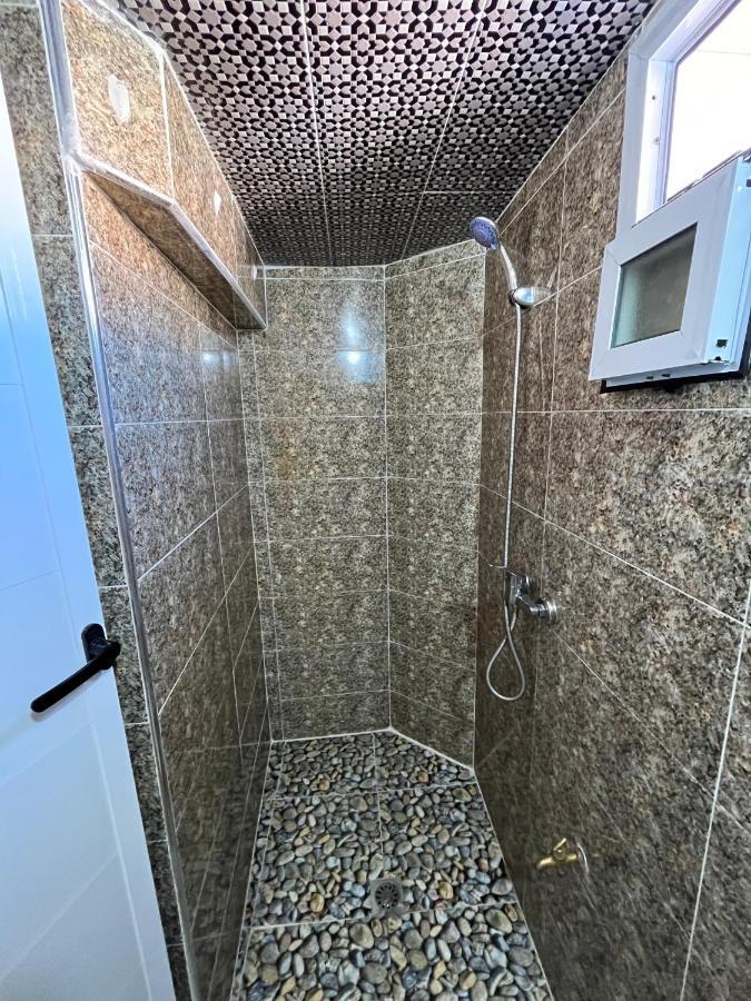 Let Us Surf Bed & Breakfast Tamraght Екстериор снимка